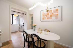Shanghai Hills & Serendipity Springtime Family BNB with Two Rooms close to West Nanjing Rd